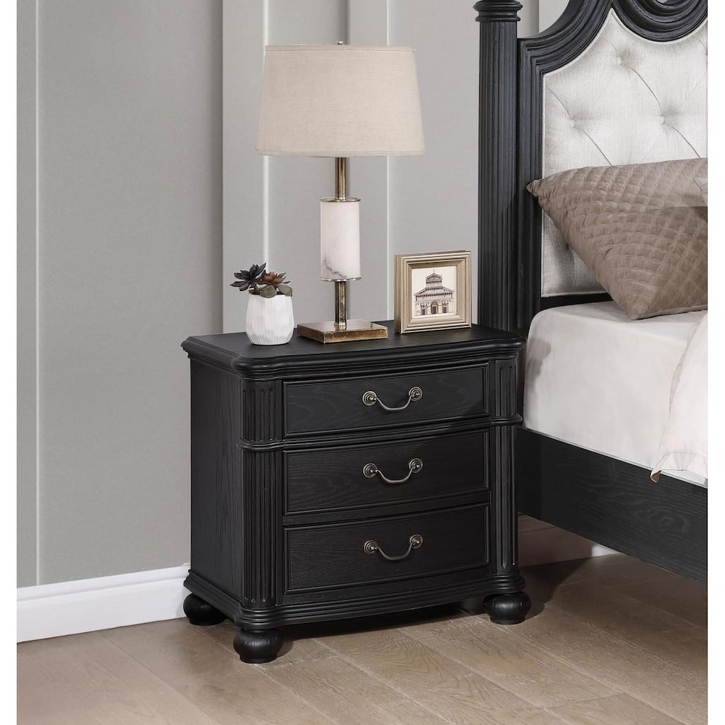 Taylor Black 3-drawer Nightstand