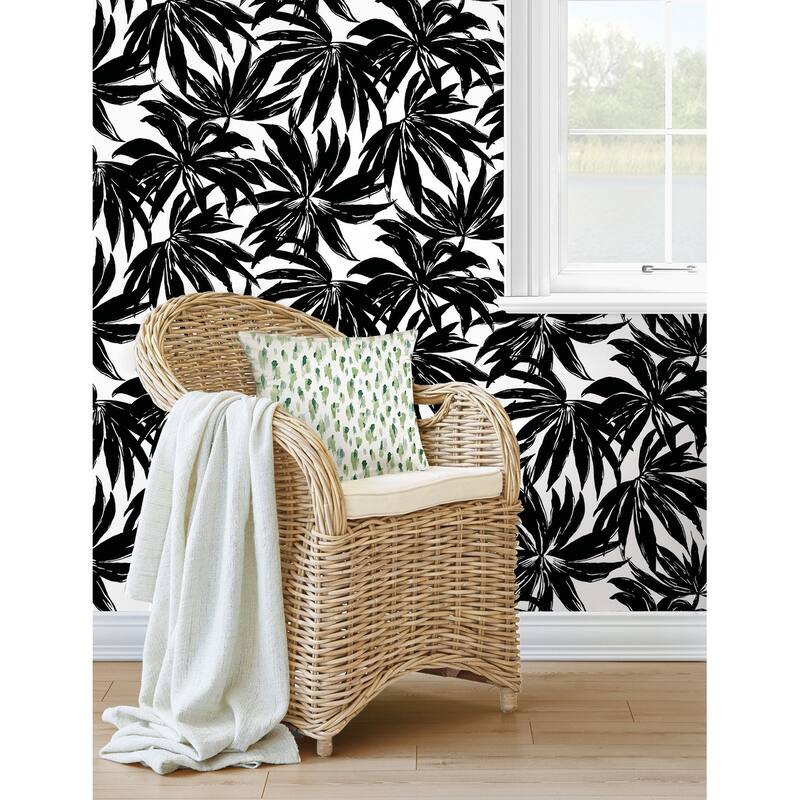 Daisy Bennett Designs Palma Nonwoven Unpasted Wallpaper