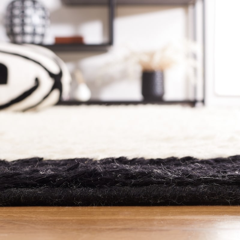 SAFAVIEH Handmade Casablanca Shag Ishild Mid-Century Modern Wool Rug