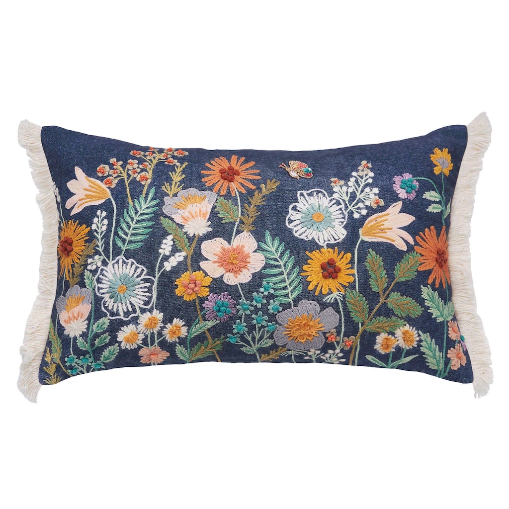 Queensgrove Pillow