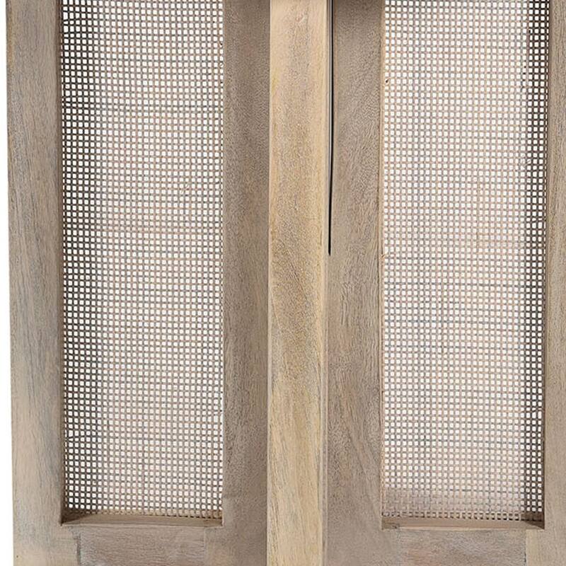 HomeRoots 22" Natural Solid Wood And Rattan Round End Table - 22