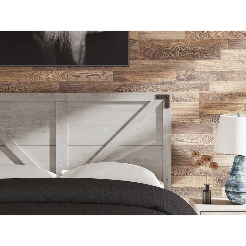 Signature Design by Ashley Shawburn White Platform Bed