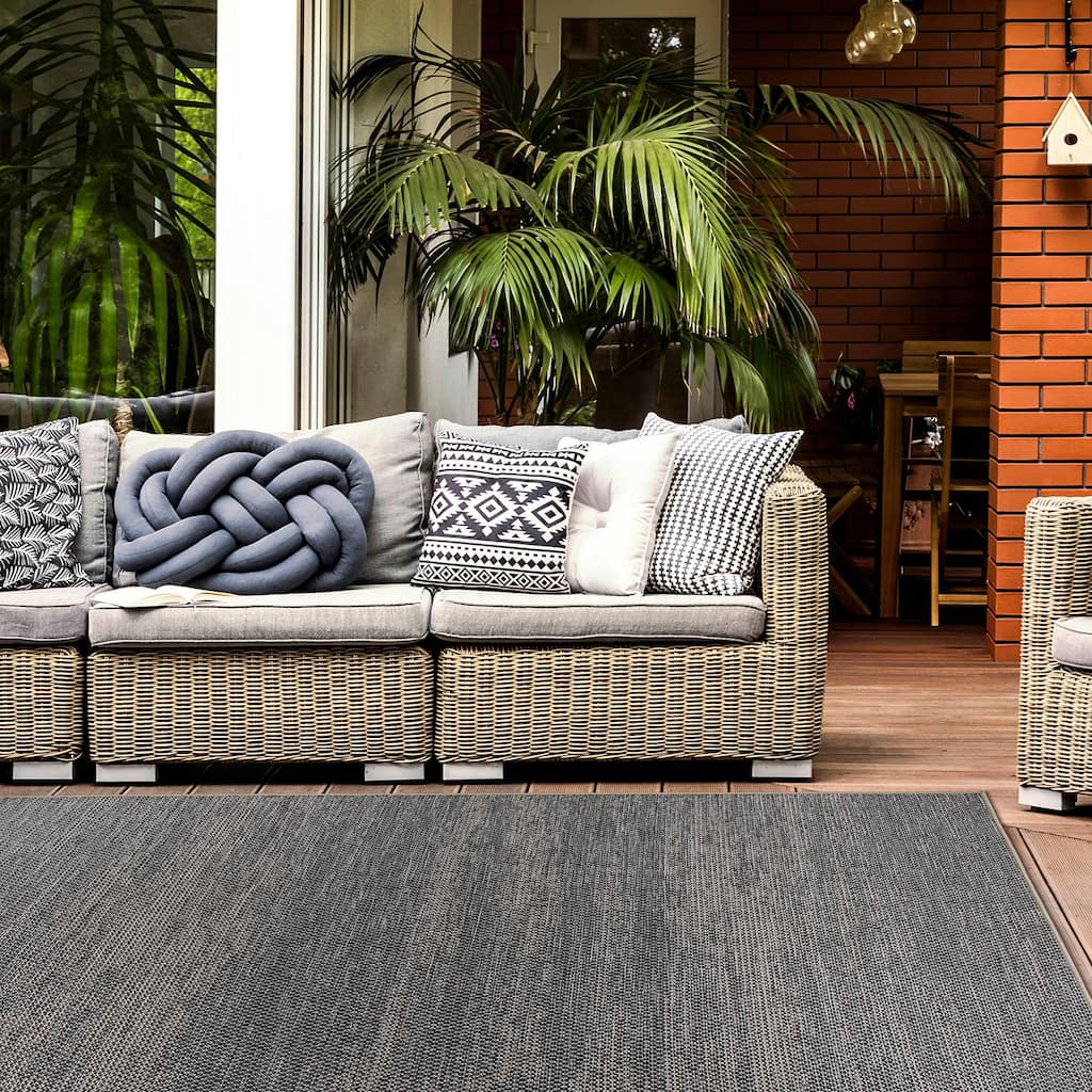 Contemporary Abstract Indoor/Outdoor Area Rug