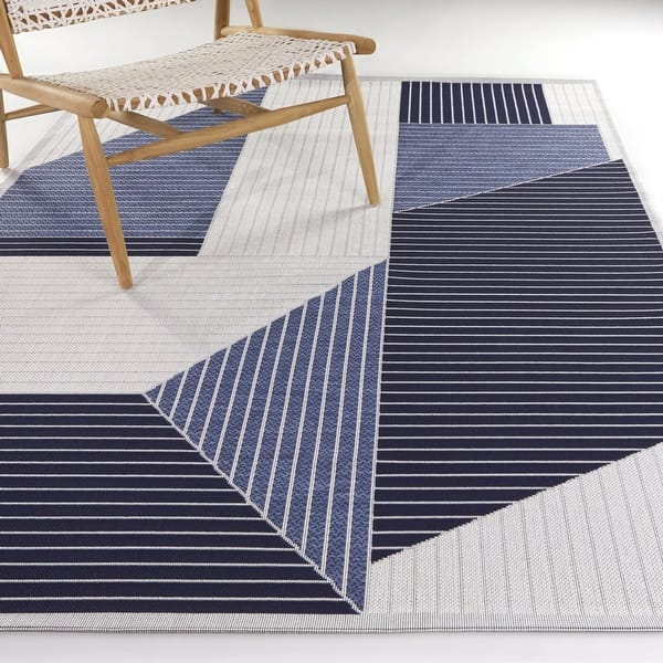 Ernesto Modern Striped Indoor/Outdoor Area Rug On Sale Bed Bath