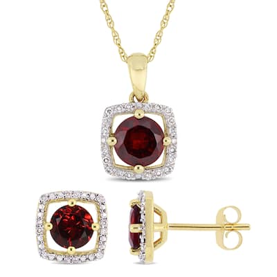 Miadora 10k Yellow Gold Garnet and 1/6ct TDW Diamond Floating Halo Jewelry Set
