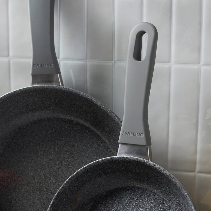 ZWILLING Parma Plus Ceramic 2-pc Aluminum Ceramic Nonstick Fry Pan Set - Grey