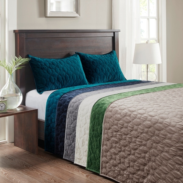 Madison Park Emery Faux Velvet Reversible 3 Piece Coverlet Set