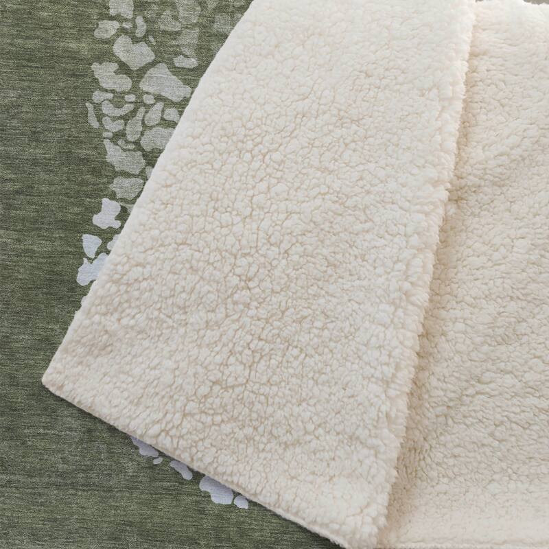 Premium Machine Washable Modern Mosaic Sherpa Throw Blanket