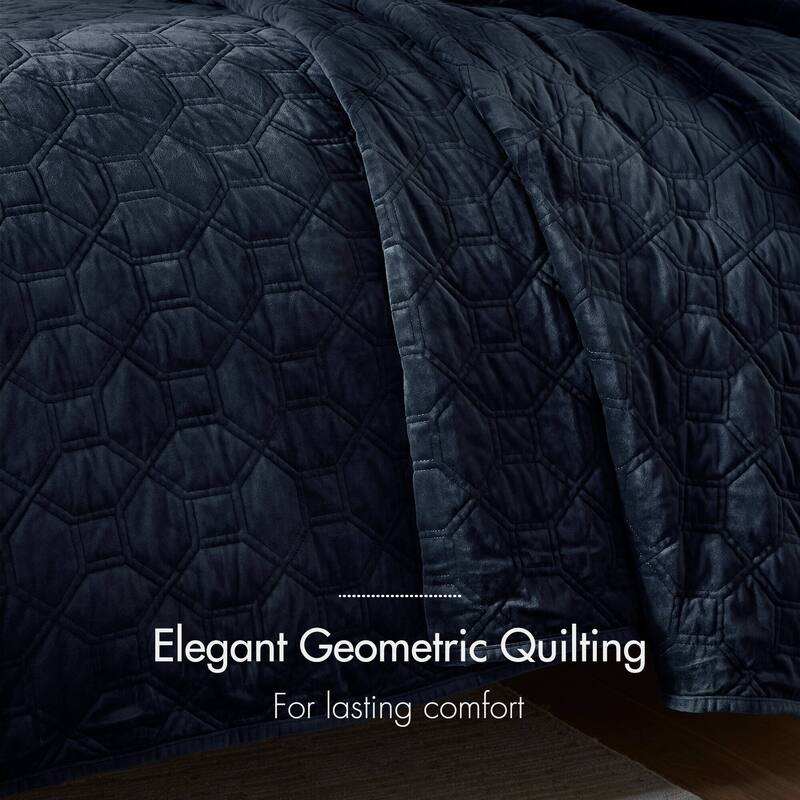 Madison Park Emery 3 Piece Velvet Quilt Set