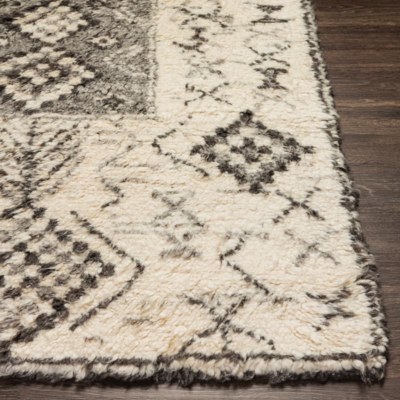 Jahleel Handmade Bohemian Diamond Wool Area Rug