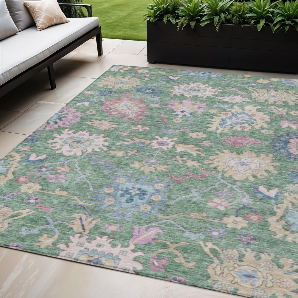 HomeRoots Floral Transitional Rectangle Outdoor Rug