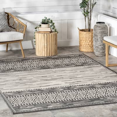 Nuloom Grey Luxurious Contemporary Tribal Style Indoor/ Outdoor Area Rug