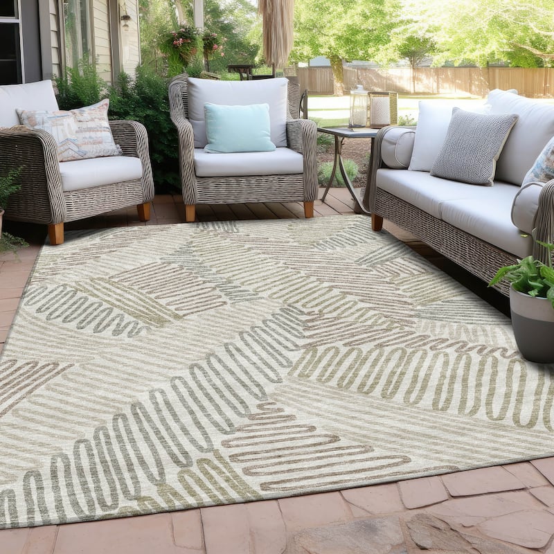 Machine Washable Indoor/ Outdoor Chantille Contemporary Squiggles Rug - Ivory - 2'6" x 3'10"