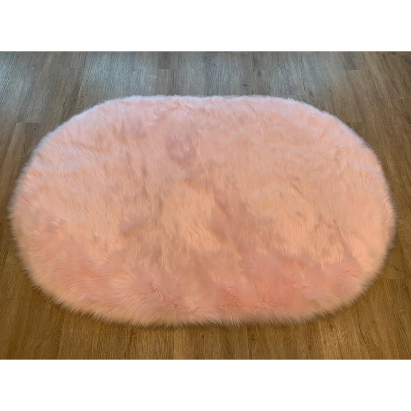 Luxurious Faux Sheepskin Oval Area Rug