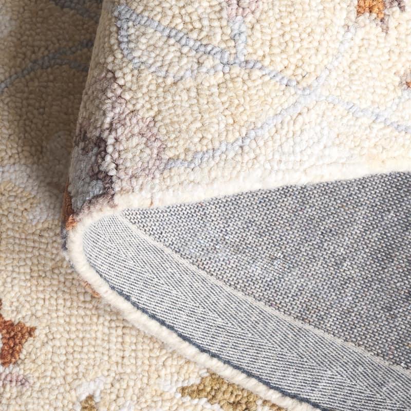 SAFAVIEH Handmade Metro Rosalynn Wool Rug