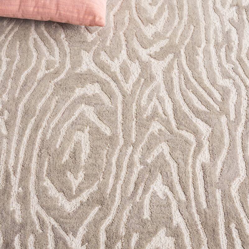 SAFAVIEH Handmade Ebony Thouraya Modern & Contemporary Wool Rug