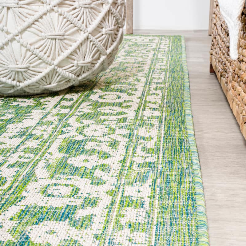 JONATHAN Y Medallion Textured Weave Indoor/Outdoor Area Rug