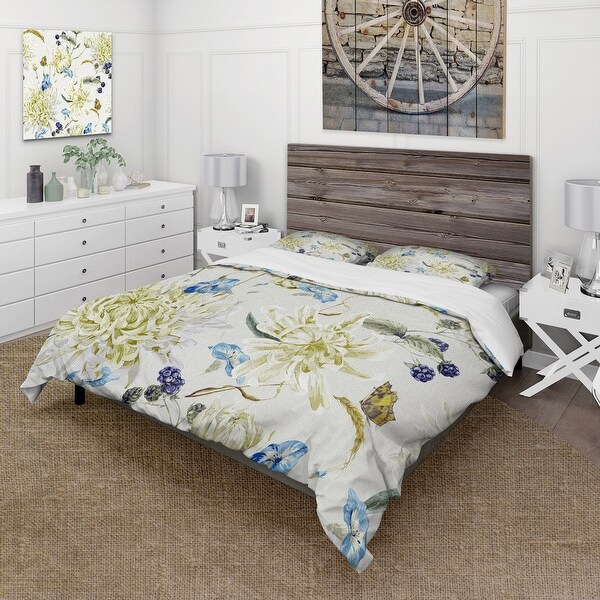 Designart 'Vintage Yellow Chrysanthemus II' Traditional Duvet Cover Comforter Set