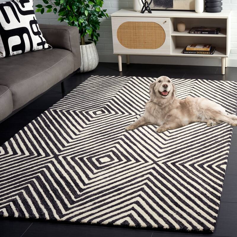 SAFAVIEH Handmade Ebony Nataliea Modern Wool Rug - 2'3" x 9' Runner - Black/Ivory