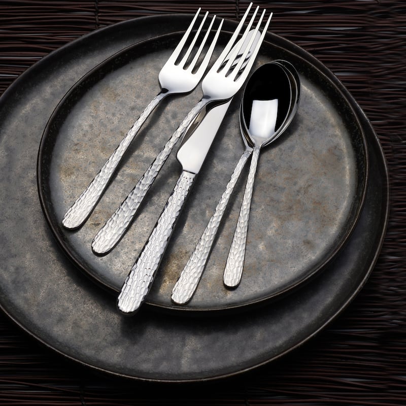 International Silver Madrid 20-Piece Flatware Set
