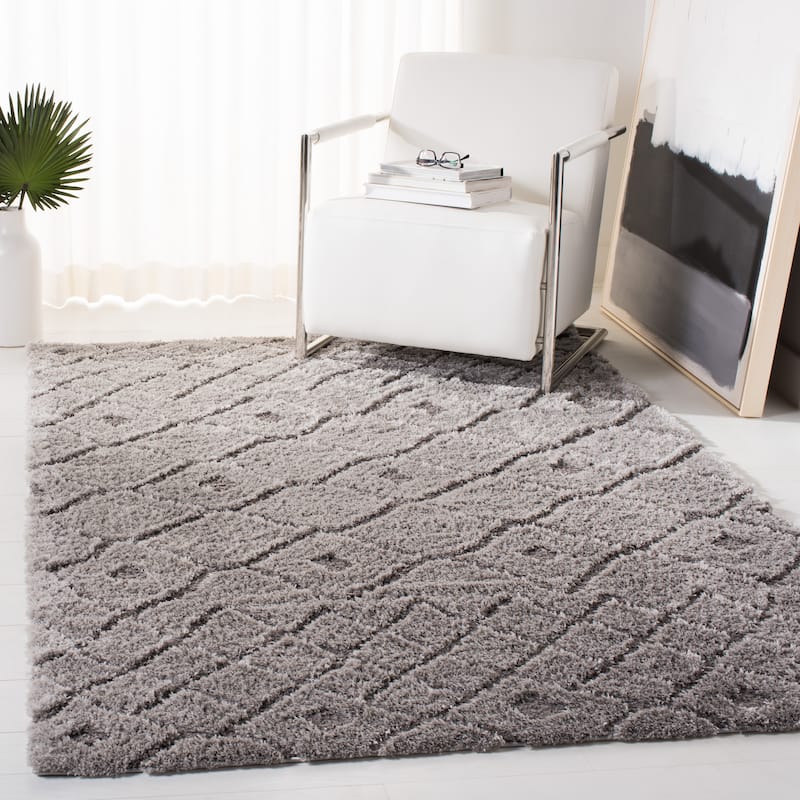SAFAVIEH Sparta Shag Verdie 1.2-inch Thick Rug - 5'1" x 7'6" - Grey/Grey