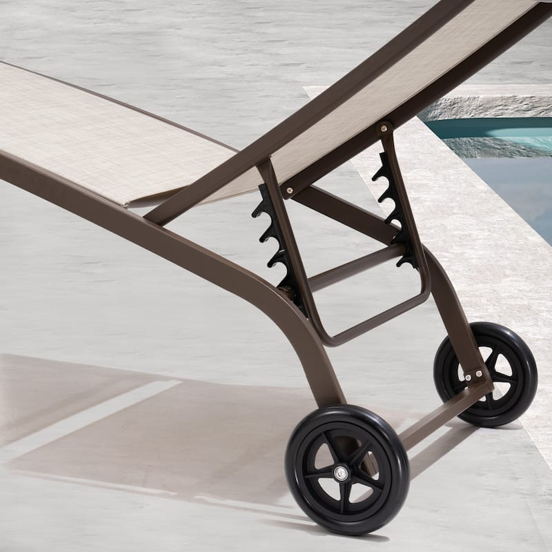 VredHom Adjustable Chaise Lounge Chair with Wheels