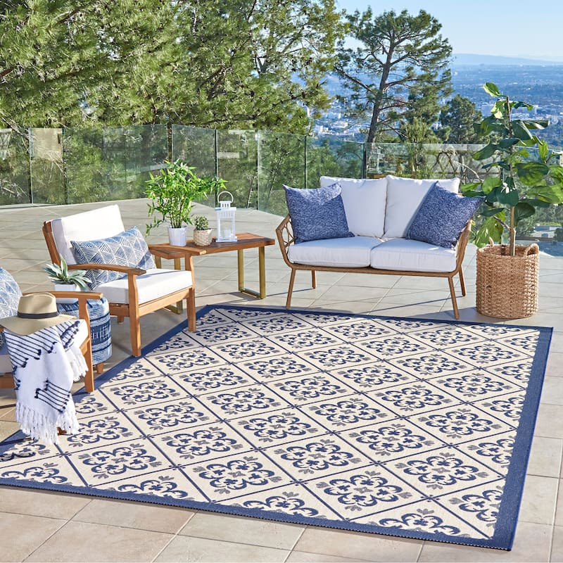 Gertmenian Solterra Bohemian Moroccan Global Weather Resistant Polypropylene Flatweave Indoor/ Outdoor Area Rug Collection