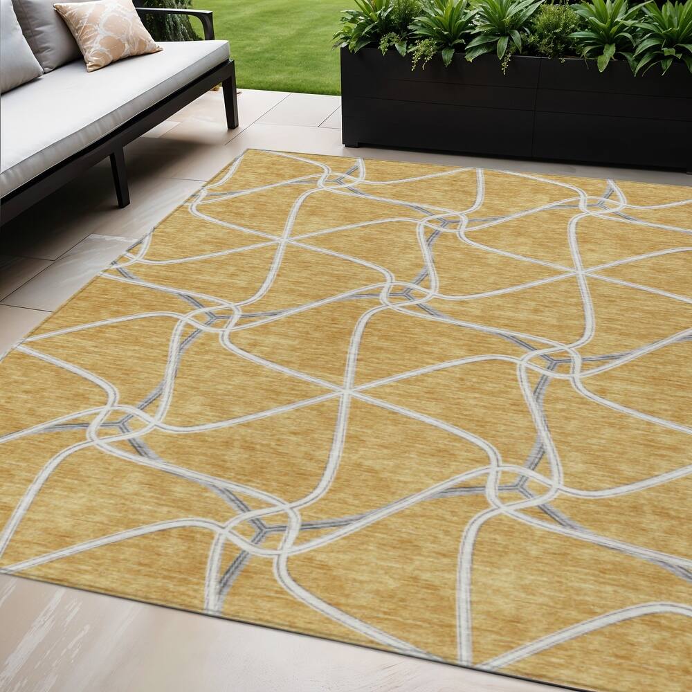 HomeRoots Geometric Contemporary Rectangle Outdoor Rug