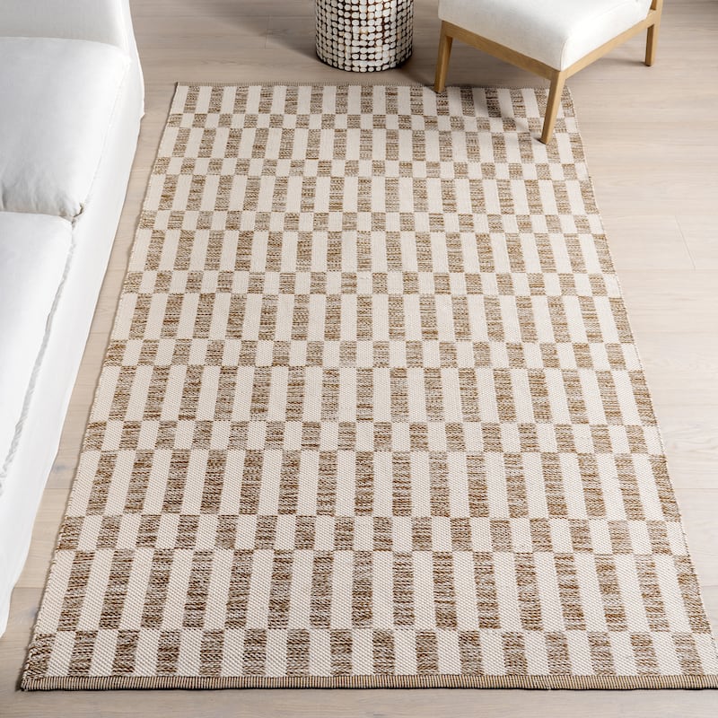 Nuloom Stormie Checkered Indoor/Outdoor Area Rug - 7'6" x 9'6" - Brown