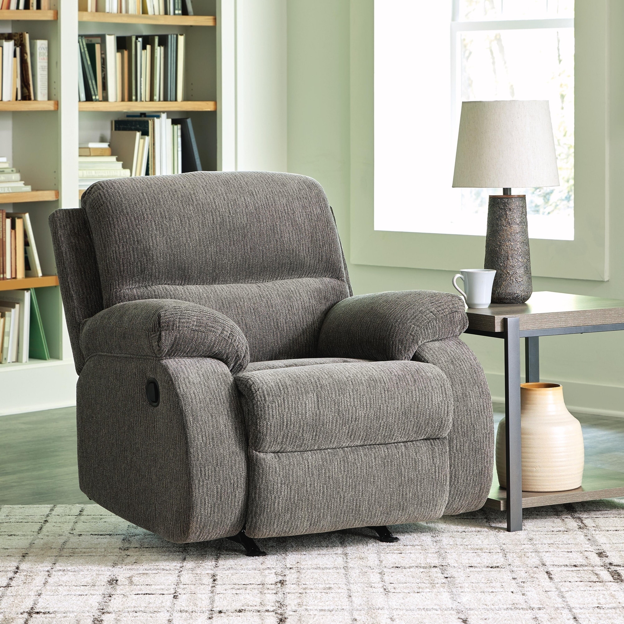 Signature Design by Ashley Scranto Recliner