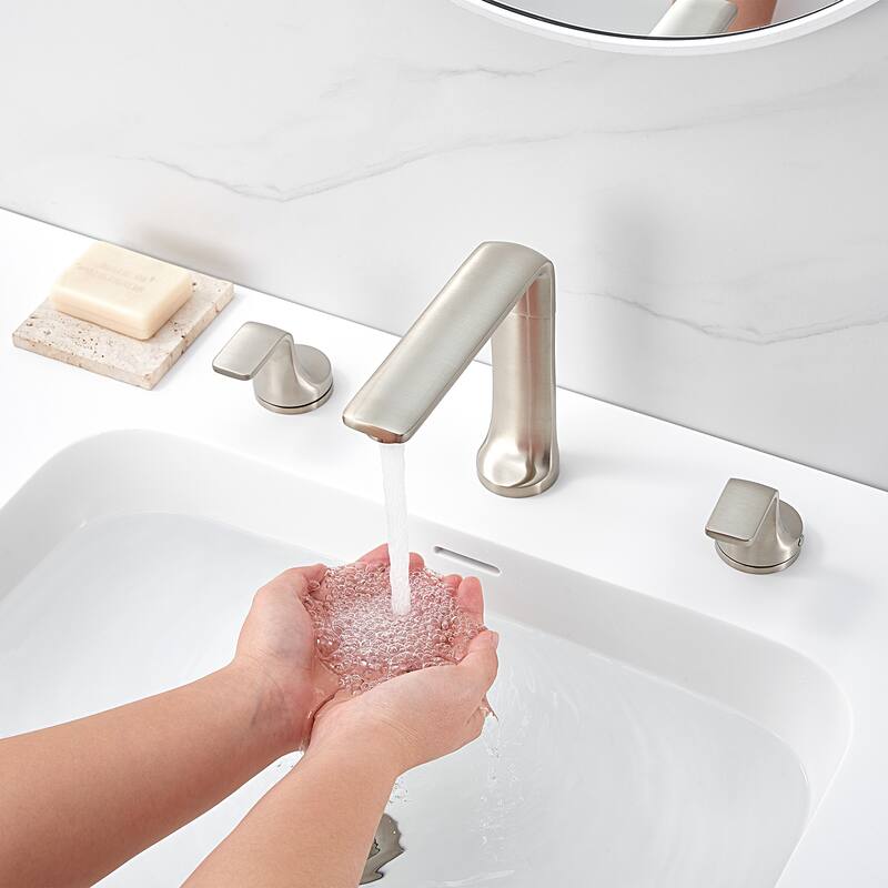 Varen 8 in. Widespread 2-Handle Bathroom Faucet with Drain