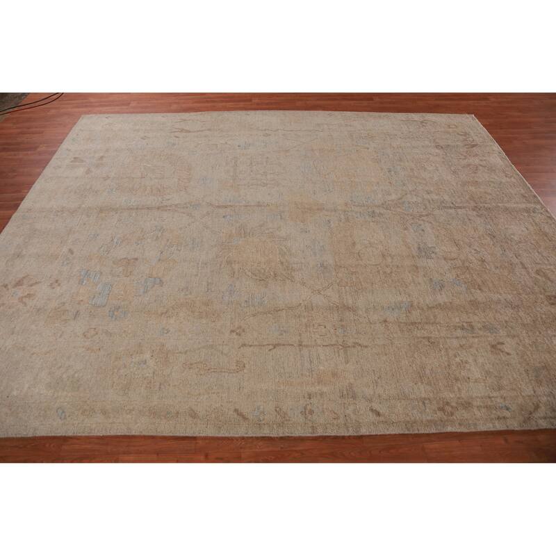 Hand Knotted Oriental 100% Wool Carpet Transitional Floral Beige & Ivories Oushak Area Rug - 9' 11'' X 8' 0''