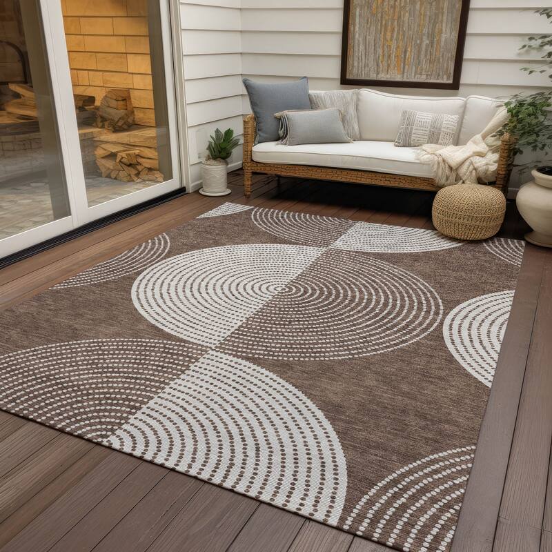 Machine Washable Indoor/ Outdoor Geo Circles Chantille Rug