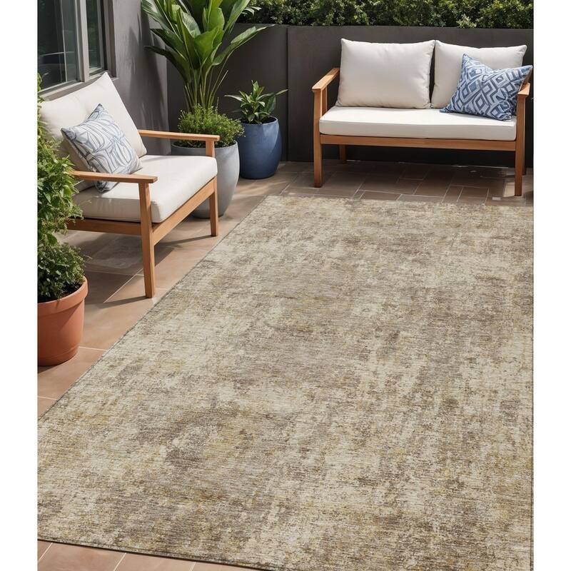 HomeRoots Abstract Transitional Rectangle Outdoor Rug - 5' X 8'