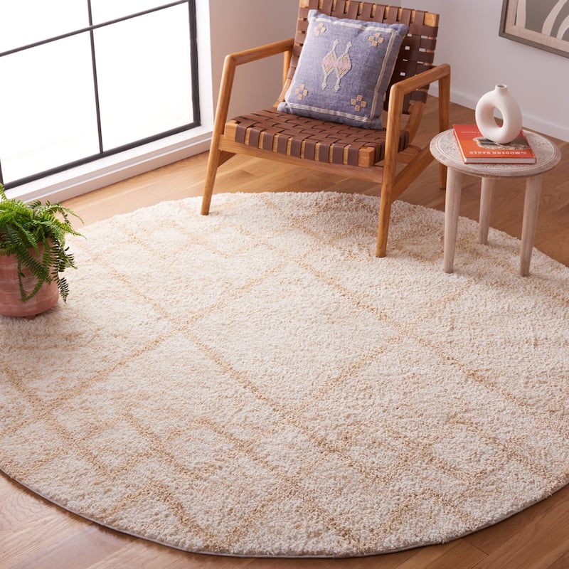 SAFAVIEH Berber Shag Guluzar Moroccan Boho 1.25-inch Rug - 7' x 7' - Ivory/Beige - Round