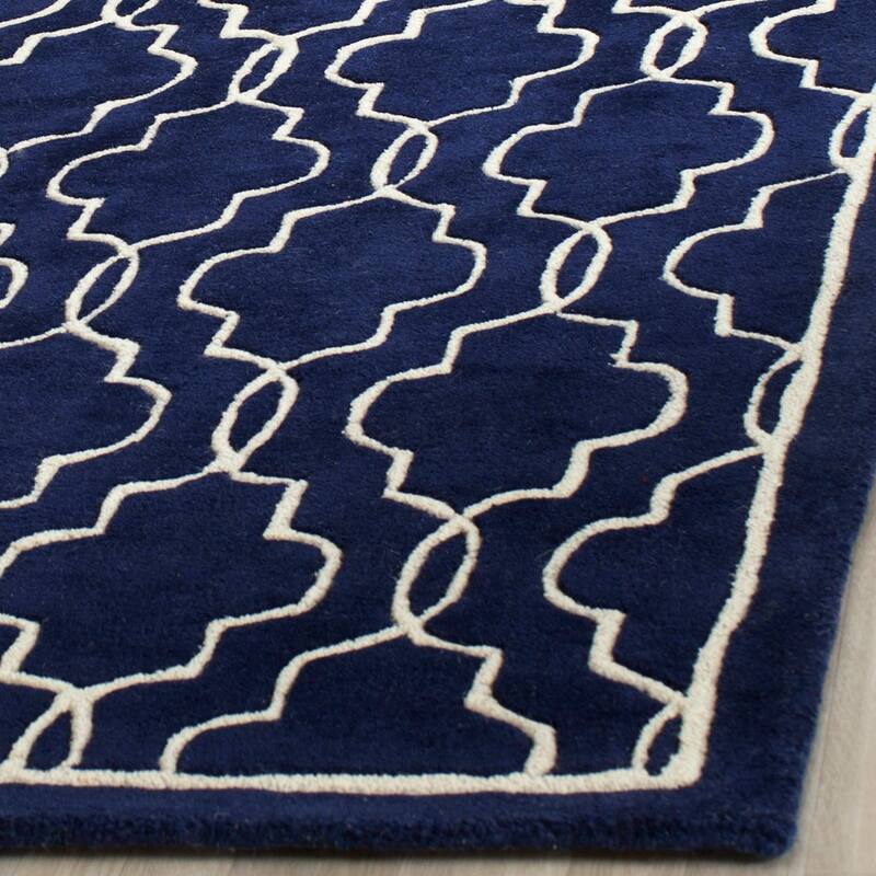 SAFAVIEH Handmade Chatham Nazzarena Modern Moroccan Wool Rug