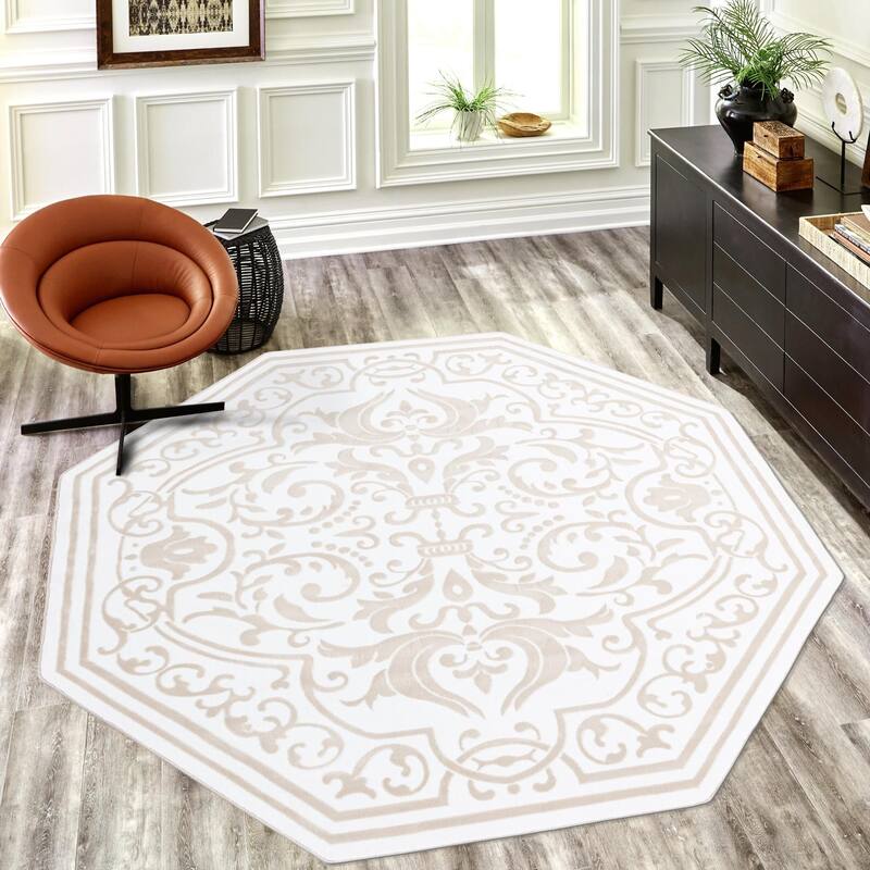 Traditional Wralvale Collection Area Rug - Snow White - 5'3"x5'3" Octagon