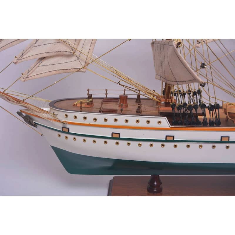 Gorch Fock Medium Admiral Line