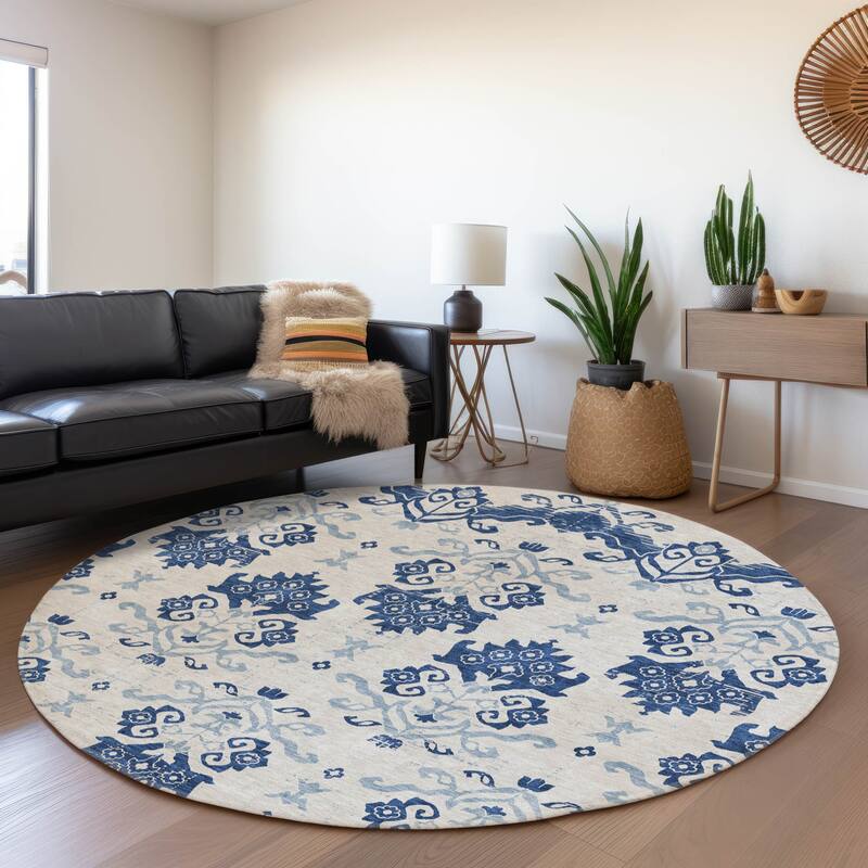 Machine Washable Indoor/ Outdoor Chantille Medallion Damask Rug