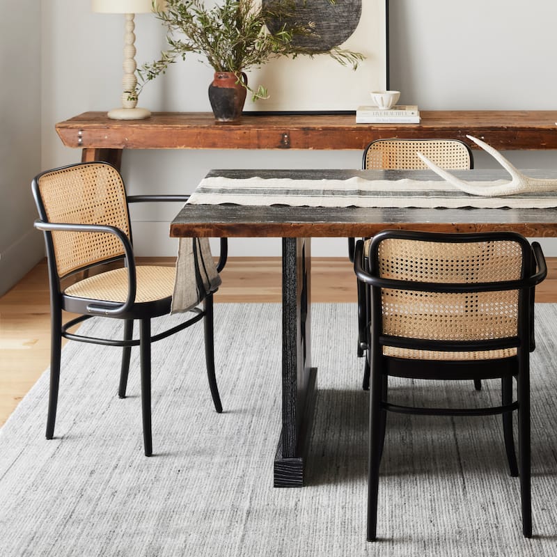 Everen Handmade Indoor/ Outdoor Solid Area Rug