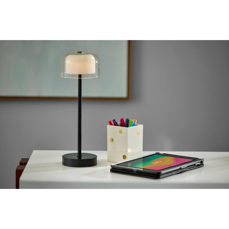 Benji Cordless LED Table Lamp