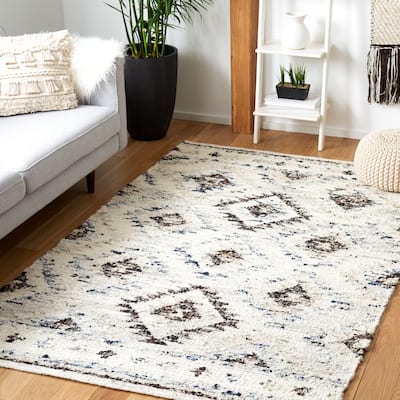 SAFAVIEH Handmade Manhattan Selveta Wool Rug