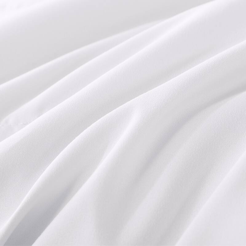 Ruffled Edge Down Alternative Blanket