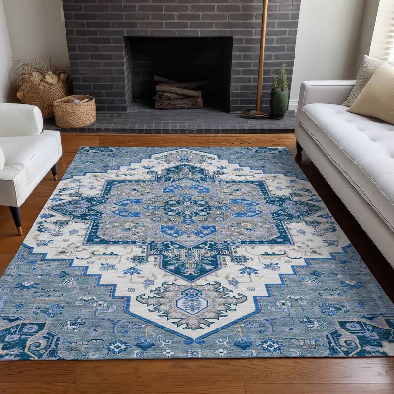 Machine Washable Indoor/ Outdoor Persian Traditional Chantille Rug