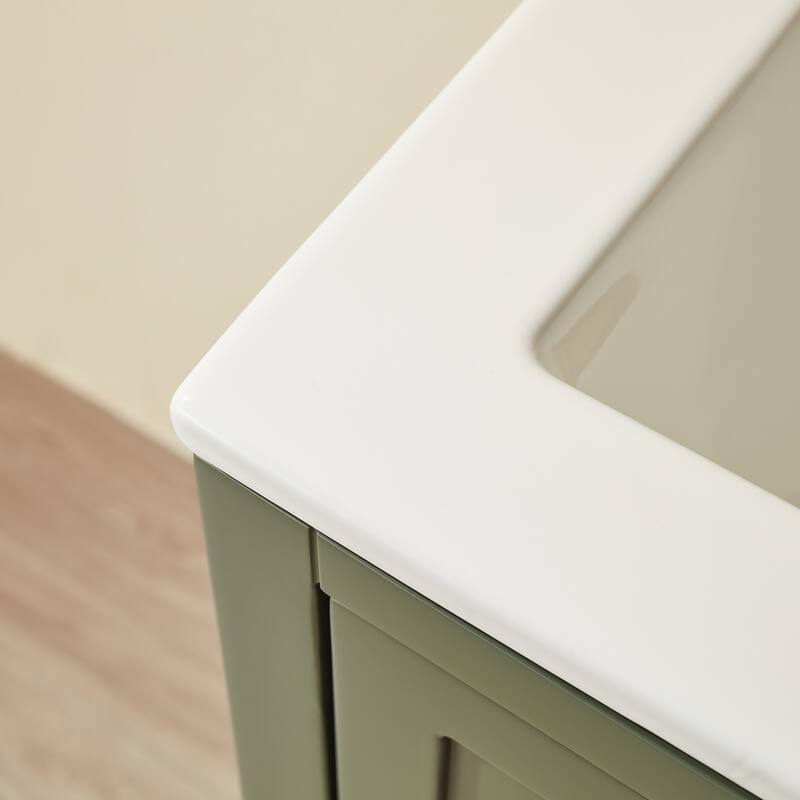 Fully Assembled 18" Freestanding Single Bathroom Vanity with Top