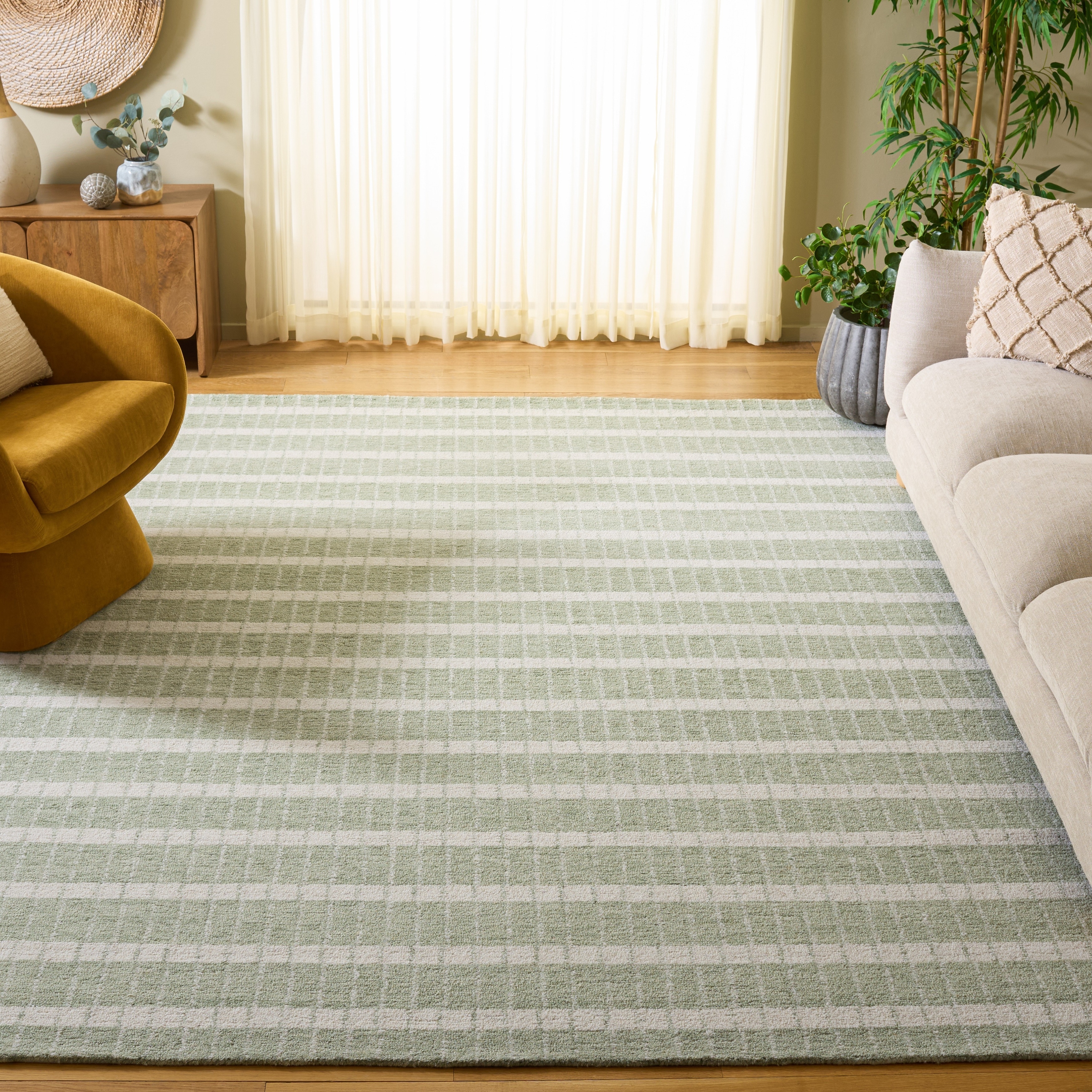 SAFAVIEH Handmade Genre Poliana Wool Rug