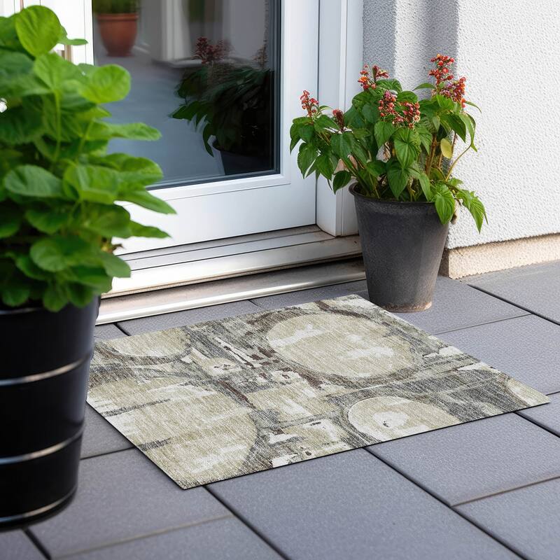 Machine Washable Indoor/ Outdoor Chantille Contemporary Abstract Rug - Tan - 1'8" x 2'6"