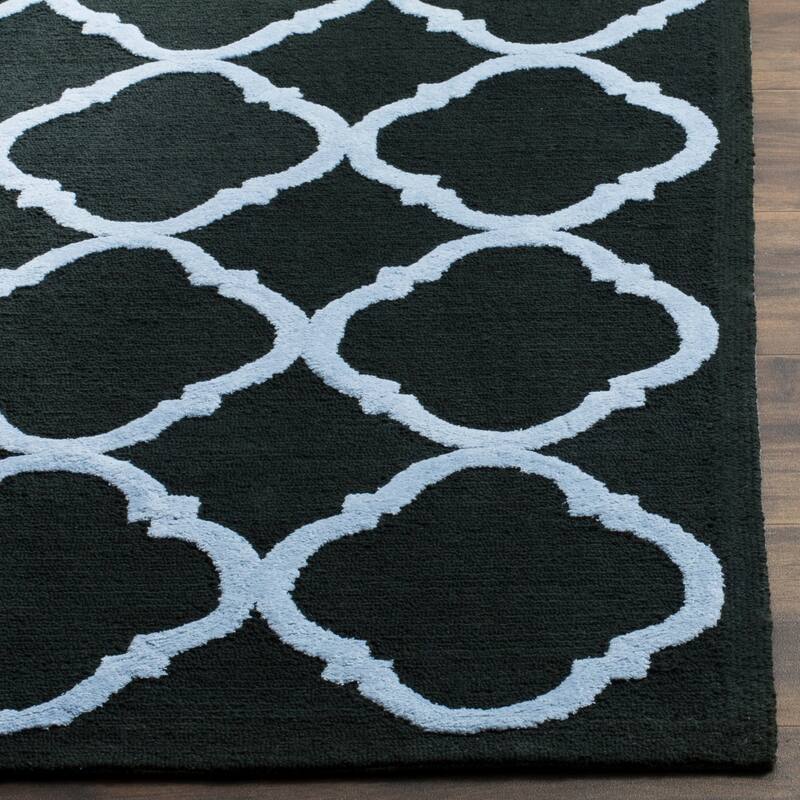SAFAVIEH Handmade Newport Mykola Modern Cotton Rug
