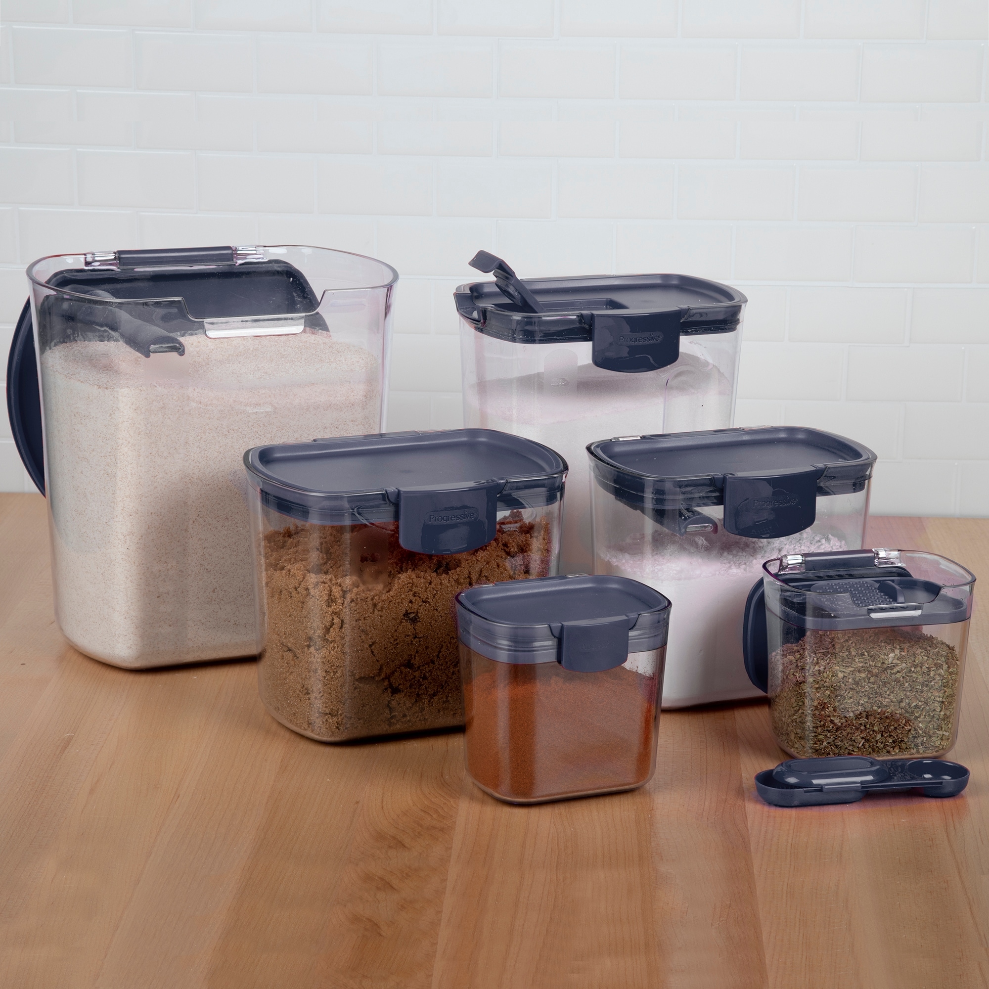 https://ak1.ostkcdn.com/images/products/is/images/direct/686d1338897f851d931bd60fe56673fc6aa53ae7/Progressive-International-Prepworks-ProKeeper-12-Piece-Container-Set.jpg