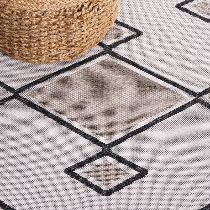 SAFAVIEH Augustine Davida Moroccan Boho Tribal Rug